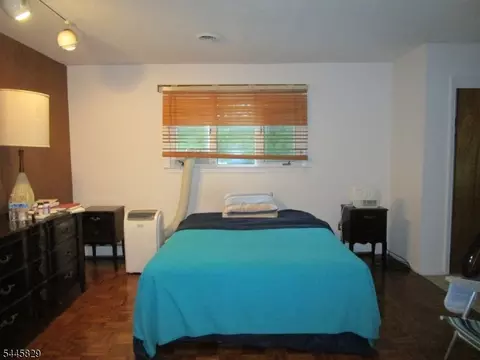 117 John St, Clark, NJ 07066 photo 9