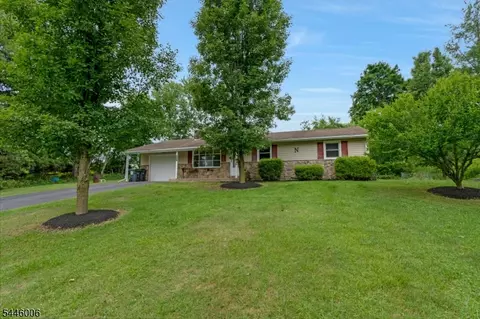 209 Spring Garden Rd, Milford, NJ 08848