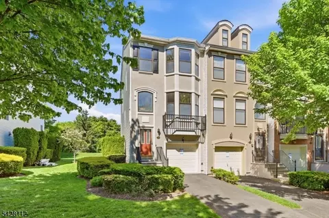 419 Hartford Dr, Nutley, NJ 07110