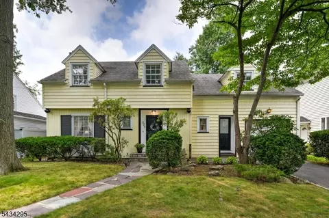 328 Plymouth Rd, Union, NJ 07083
