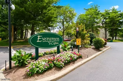 29 Timber Dr #68, Clifton, NJ 07014