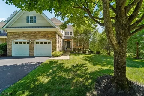 1 Roehm Ct, West Orange, NJ 07052