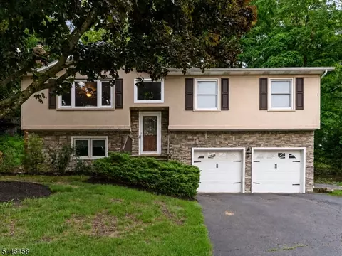 109 Valley View Trl, Sparta, NJ 07871