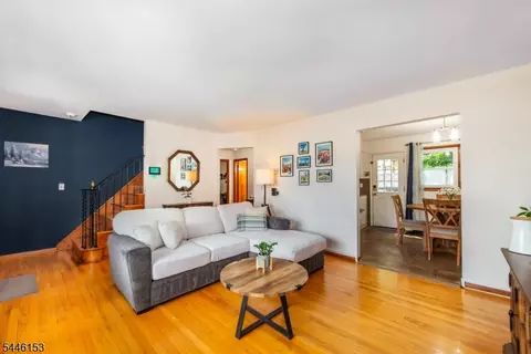 140 Maplewood Ave, Clifton, NJ 07013