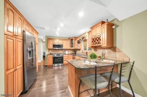 68 Fieldstone Pl, Wayne, NJ 07470 photo 12