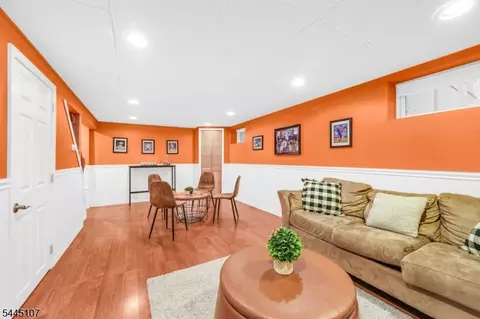 68 Fieldstone Pl, Wayne, NJ 07470 photo 28