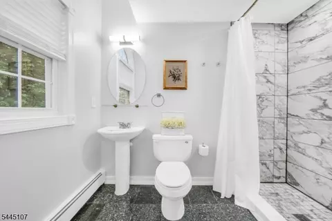 68 Fieldstone Pl, Wayne, NJ 07470 photo 22