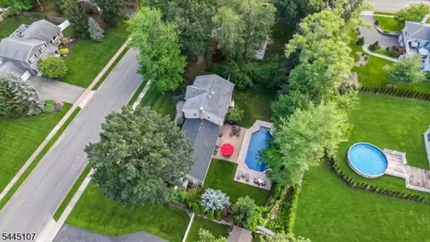 68 Fieldstone Pl, Wayne, NJ 07470 photo 36
