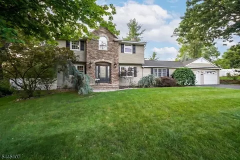 68 Fieldstone Pl, Wayne, NJ 07470 photo 3