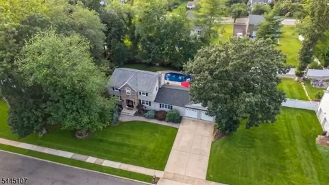 68 Fieldstone Pl, Wayne, NJ 07470 photo 34