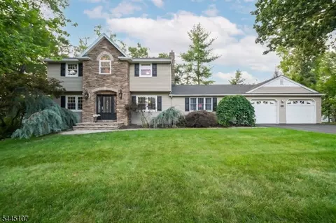 68 Fieldstone Pl, Wayne, NJ 07470 photo 2