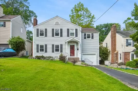47 W Lawn Rd, Livingston, NJ 07039