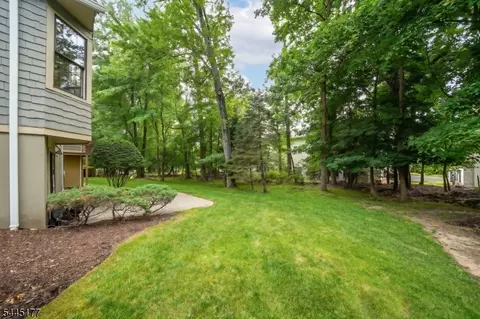 Exterior - 15 Nuthatcher Ct, Wayne, NJ 07470 photo 3 of 3