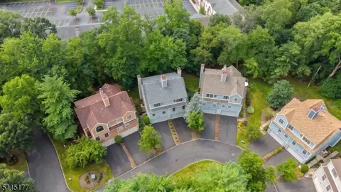 View/Area - 15 Nuthatcher Ct, Wayne, NJ 07470 photo 3 of 4