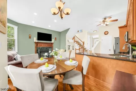 Dining - 15 Nuthatcher Ct, Wayne, NJ 07470 photo 1 of 1