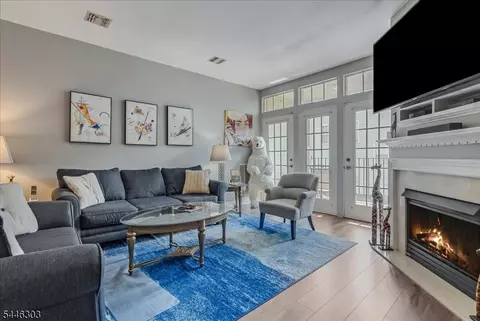 8205 Harcourt Rd #8205, Clifton, NJ 07013