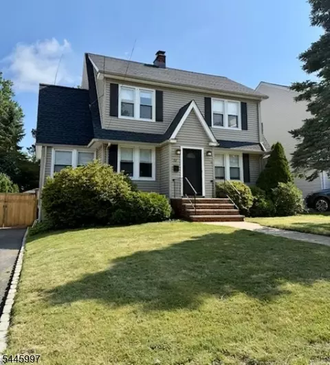 52 Linden Ave, Verona, NJ 07044