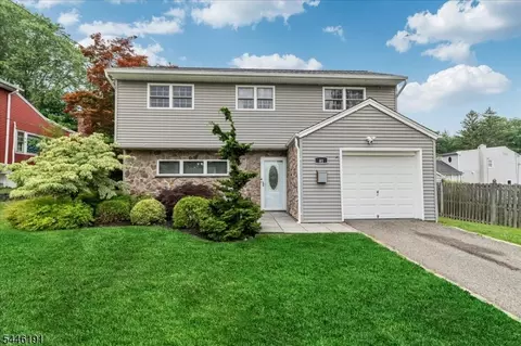 81 Summit Ave, Butler, NJ 07405