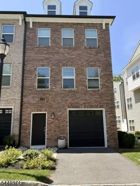 801 Abbe Rd, Little Falls, NJ 07424