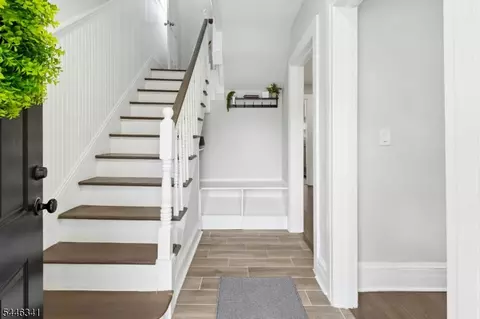 15 Profitt Ave, Springfield, NJ 07081 photo 2