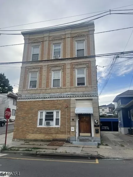 83 Westminster Pl, Garfield, NJ 07026