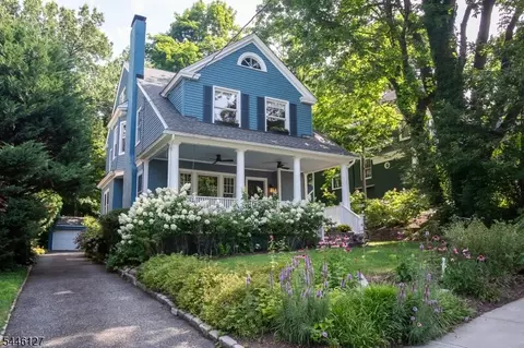 29 Oakview Ave, Maplewood, NJ 07040