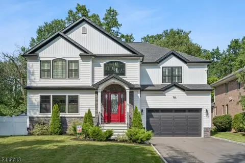 27 Brookside Ter, Clark, NJ 07066