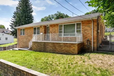 176 Pompton Rd, Haledon, NJ 07508