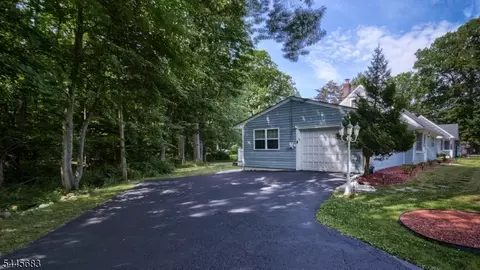28 Ferndale Rd, Wayne, NJ 07470 photo 3