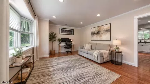 28 Ferndale Rd, Wayne, NJ 07470 photo 6