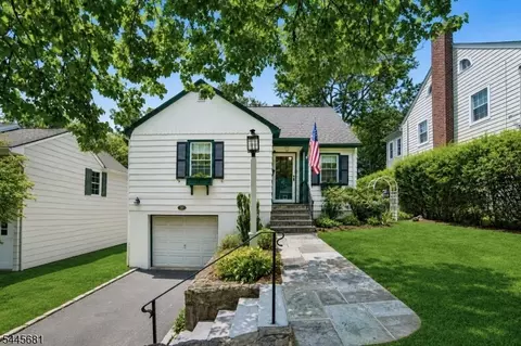 37 Knollwood Ave, Madison, NJ 07940