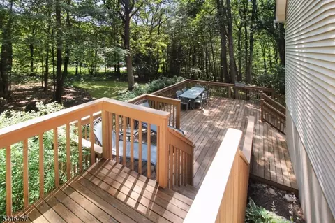 Exterior - 7 Janice Dr, Hackettstown, NJ 07840 photo 4 of 10