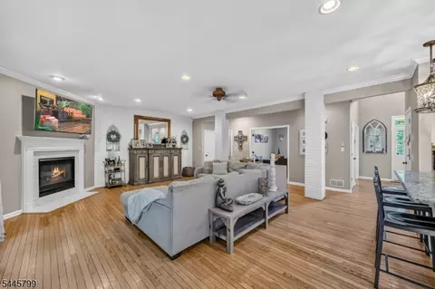 3 Cliff Rd, Wayne, NJ 07470 photo 8