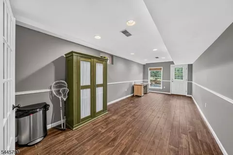 3 Cliff Rd, Wayne, NJ 07470 photo 41