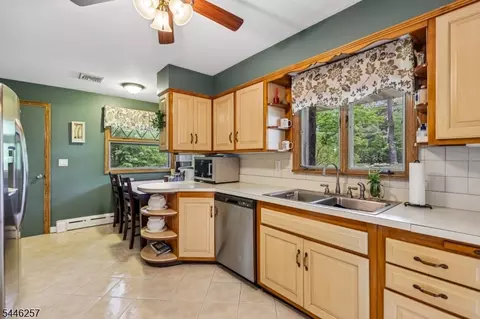Kitchen - 695 Berdan Ave, Wayne, NJ 07470 photo 2 of 2