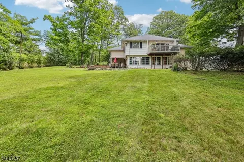 Exterior - 695 Berdan Ave, Wayne, NJ 07470 photo 6 of 8