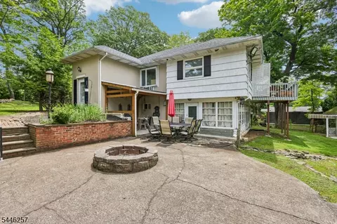 Exterior - 695 Berdan Ave, Wayne, NJ 07470 photo 5 of 8