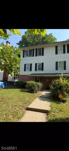 90 Chestnut St, East Orange, NJ 07018