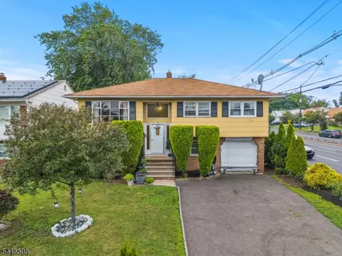44 Parkway Ave, Clifton, NJ 07011