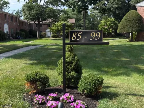 93 Troy Dr # D, Springfield, NJ 07081 photo 14