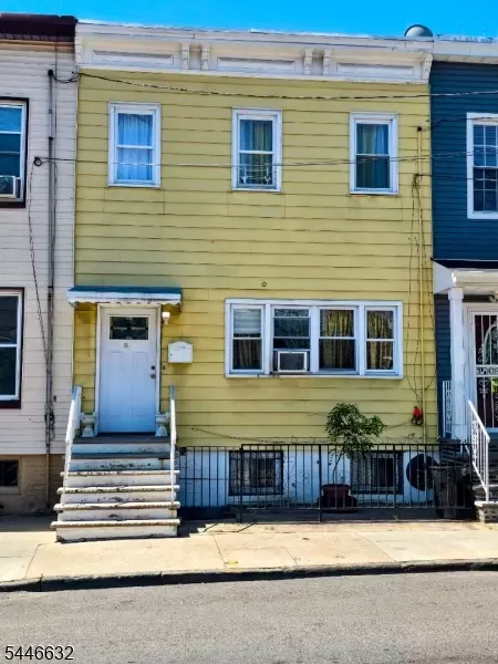 16 Crittenden St, Newark, NJ 07104