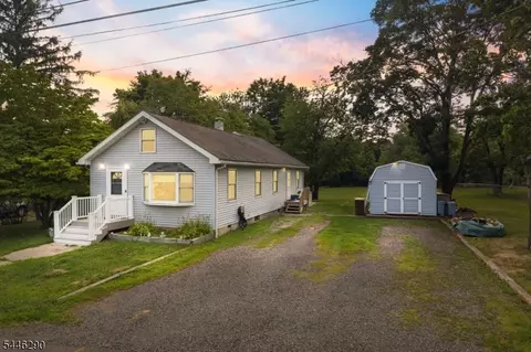 174 Maple St, Bridgewater, NJ 08807