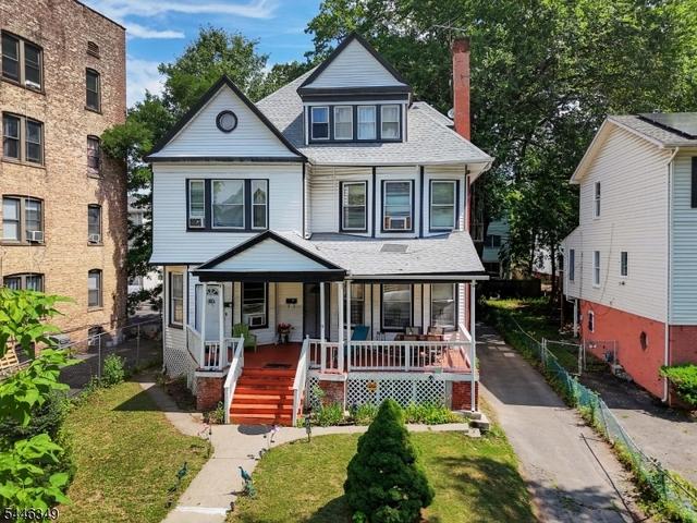 92 Chestnut St, East Orange, NJ 07018