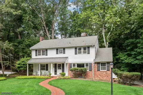 570 Bennington Ter, Ridgewood, NJ 07450