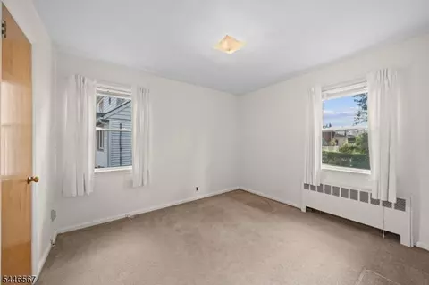 7 Freeman Pl, Nutley, NJ 07110 photo 7