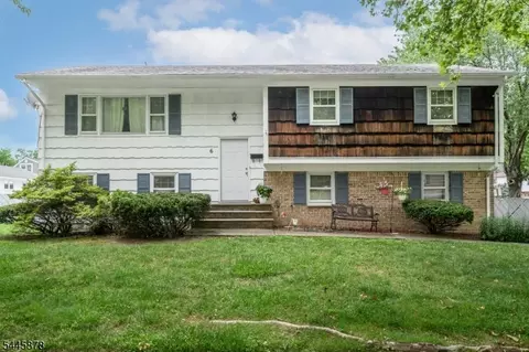 6 Ash Ln, Lake Hiawatha, NJ 07034