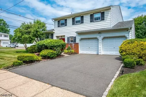 Exterior - 2 Eagle Rd, Edison, NJ 08820 photo 3 of 9