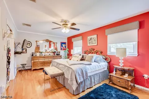 Bedroom - 2 Eagle Rd, Edison, NJ 08820 photo 1 of 6