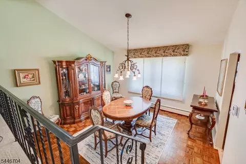 Dining - 2 Eagle Rd, Edison, NJ 08820 photo 1 of 3