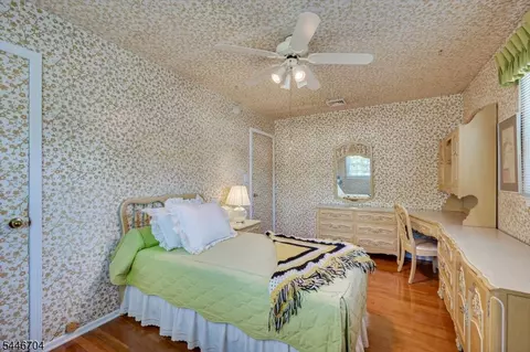 Bedroom - 2 Eagle Rd, Edison, NJ 08820 photo 4 of 6